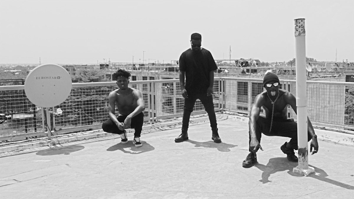 ‎La Familia (feat. Kwesi Arthur & Sarkodie) - Music Video By Joey B ...