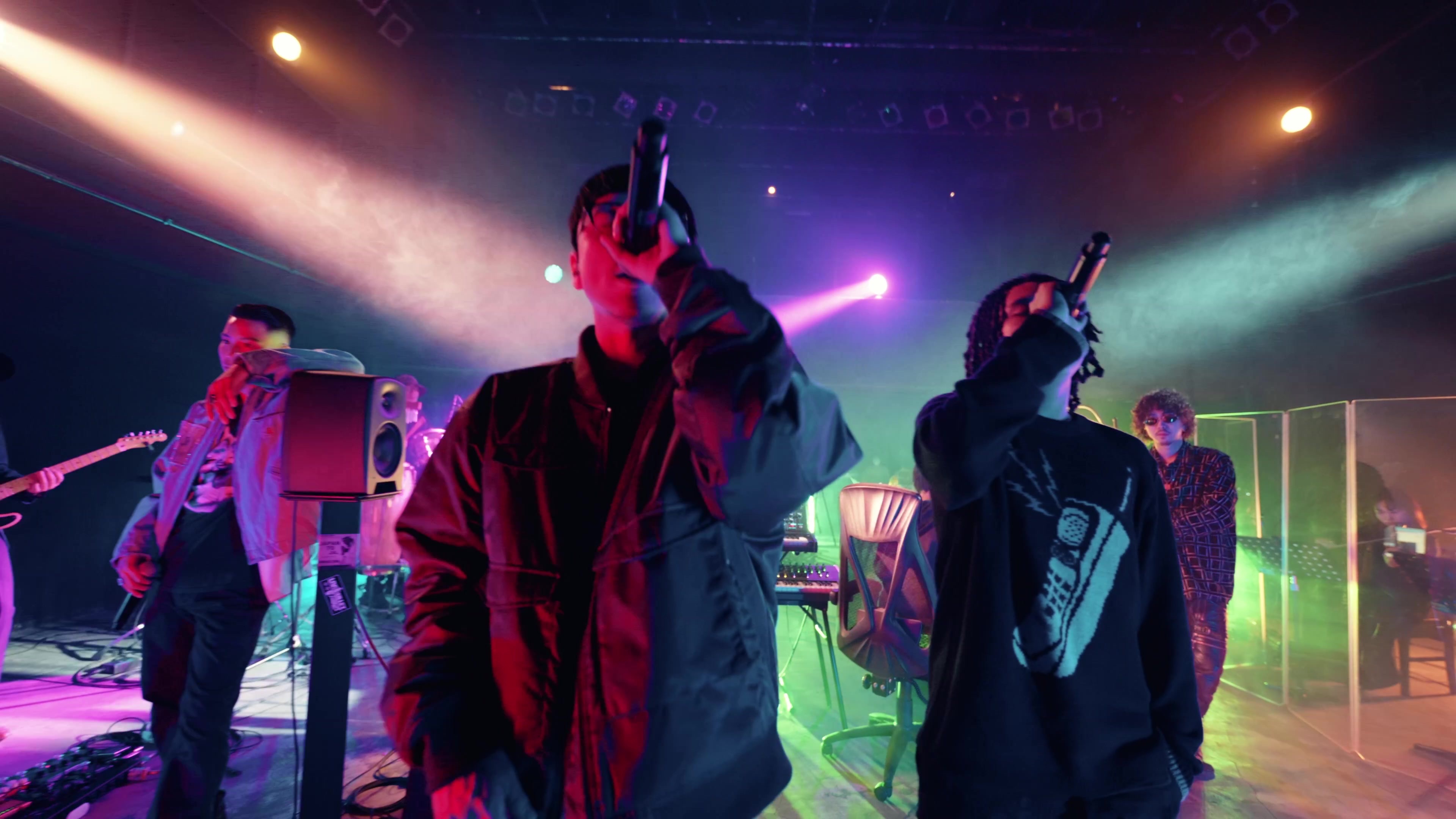 Merry Go Round (feat. BASI, 唾奇, VIGORMAN & WILYWNKA) [Live Merry Go Round (feat. BASI, 唾奇, VIGORMAN & WILYWNKA) [Live