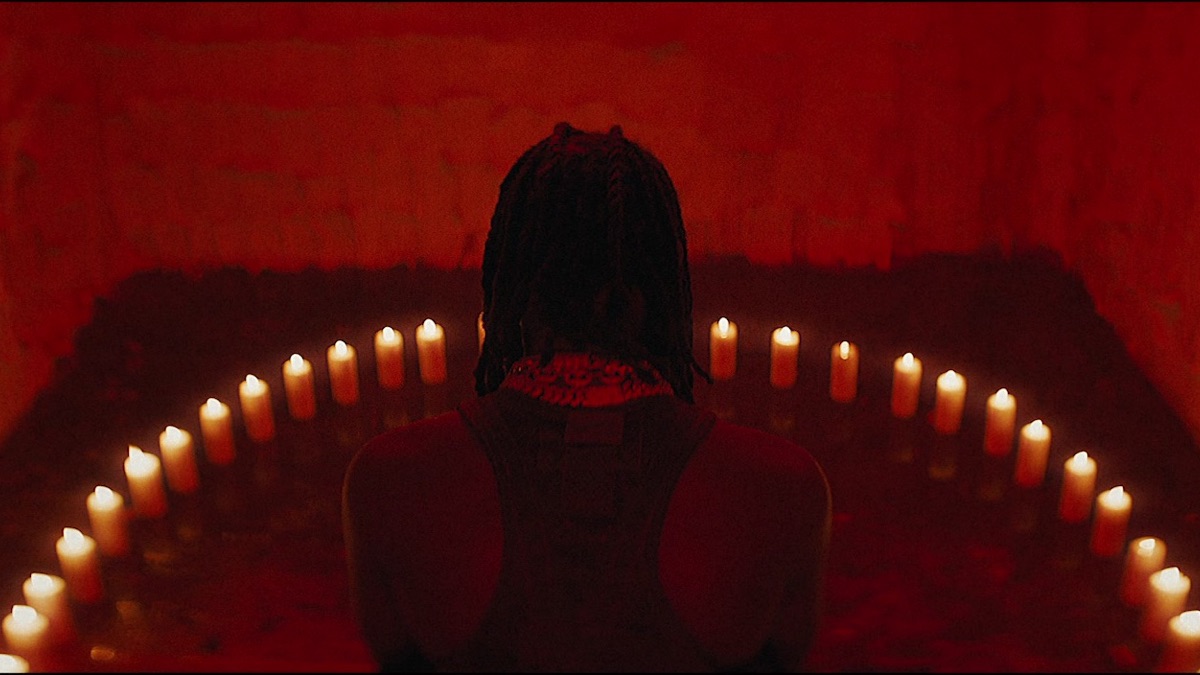 ‏‏Red Room - فيديو كليب من ‫Offset‬ - Apple Music