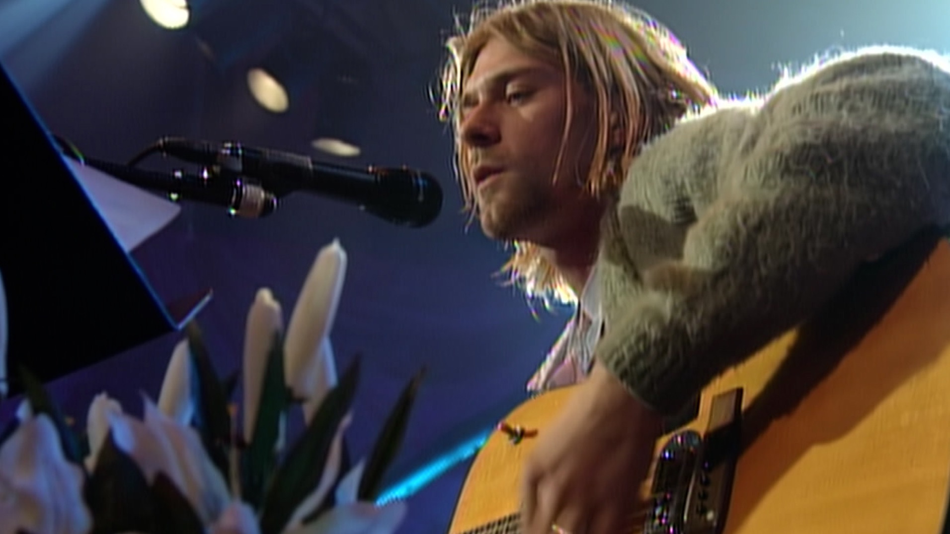 The Man Who Sold the World (Live on MTV Unplugged, 1993 / Unedited) — музичне відео від виконавця Nirvana — Apple Music
