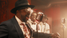 Oil & Water (feat. Anthony Hamilton) - Travis Greene