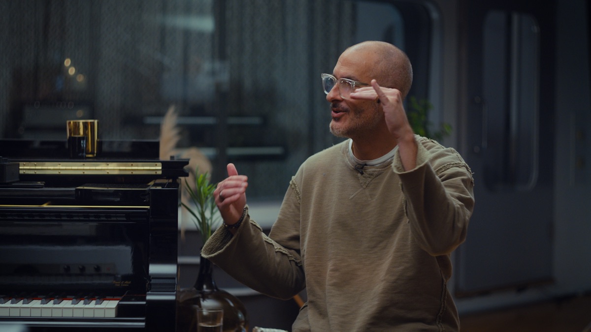 ‎Pt. 6: Alicia Keys on Creating The Diary of Alicia Keys and “Diary” - Zane Lowe & アリシア・キーズのミュージックビデオ - Apple Music