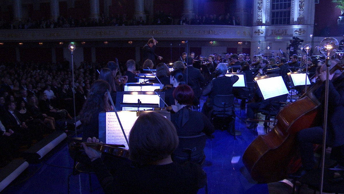 Hollywood In Vienna A Tribute To James Horner Hollywood In Vienna: The World Of James Horner - Apple TV