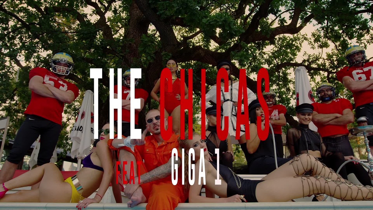 ‎Стрелы-поцелуи (feat. Giga1) - Music Video by The CHICAS - Apple Music