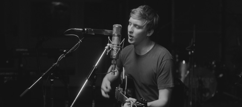 Hold My Girl (Live At Abbey Road Studios)