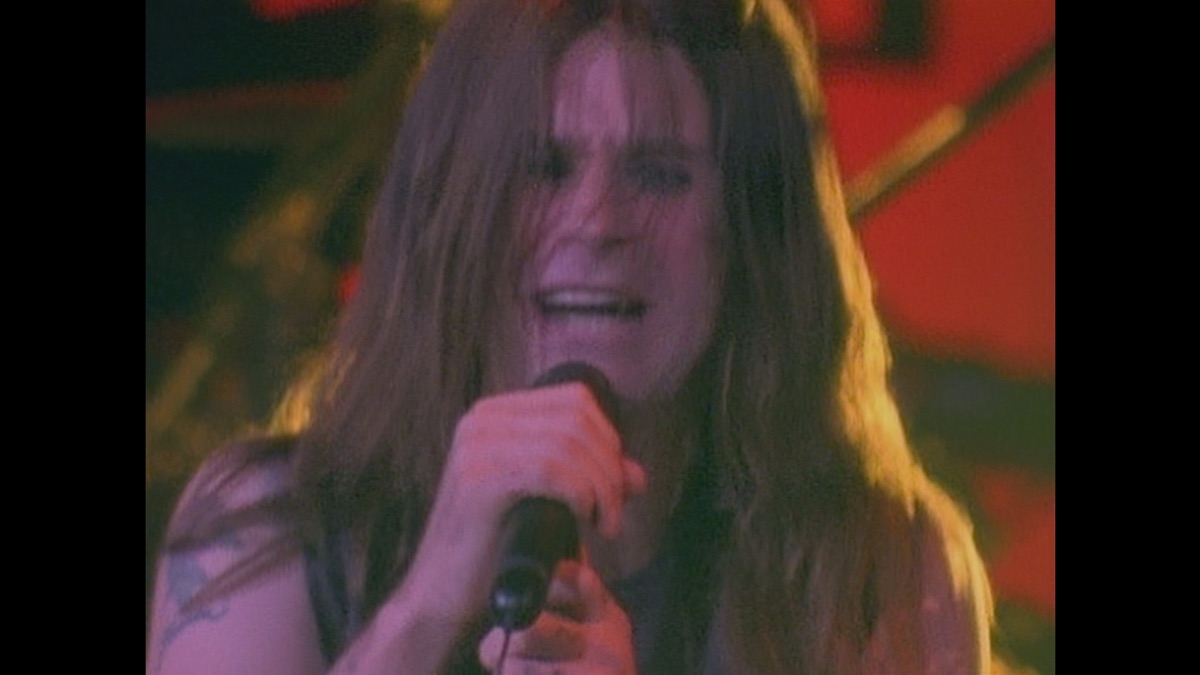 ozzy osbourne ordinary man live