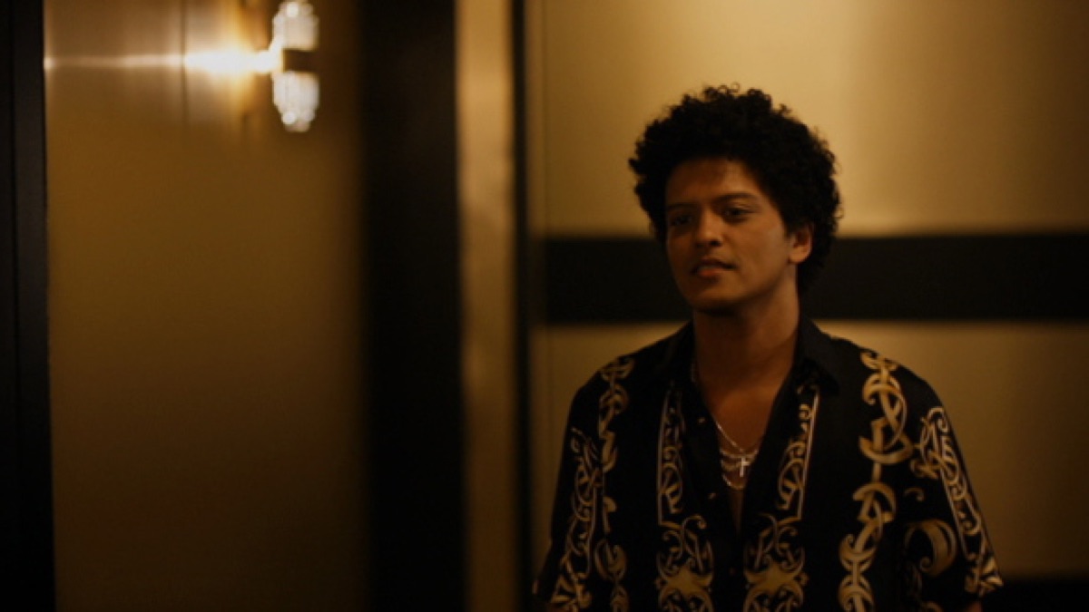 Versace On the Floor - Bruno Mars