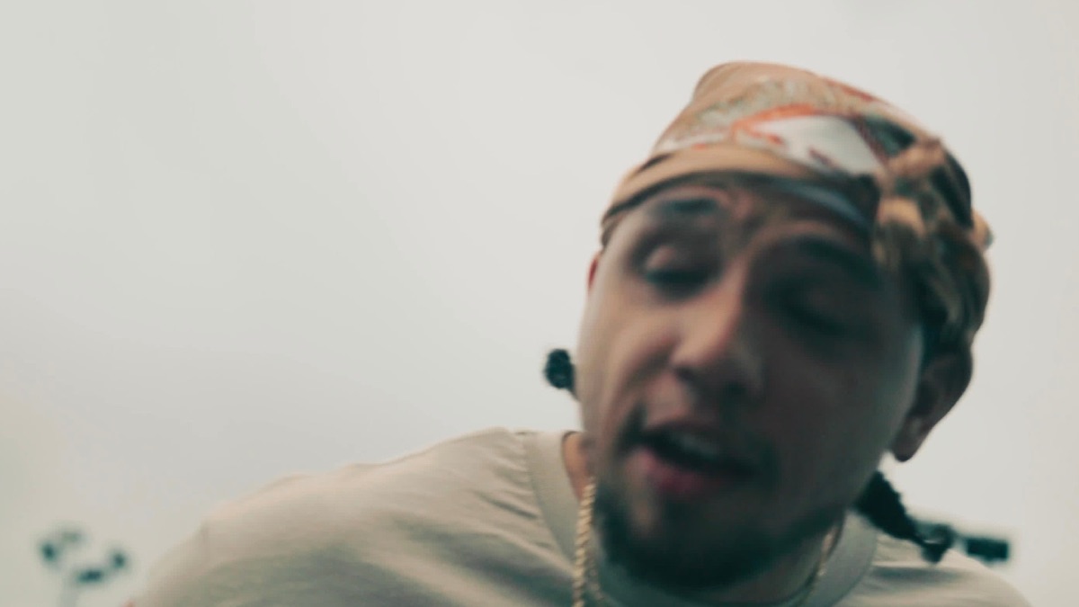 ‎Chinese Spot (feat. Dave East & Vado) - D. Weathersのミュージックビデオ - Apple Music