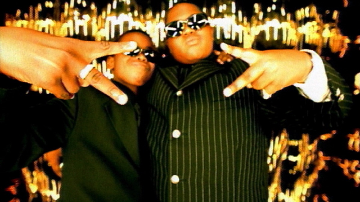 Sky's The Limit (feat. 112) - Music Video by The Notorious