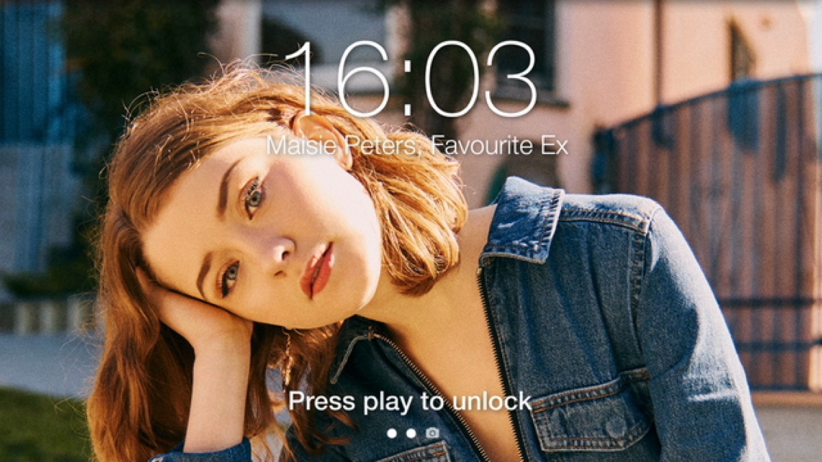 ‎Favourite Ex (Lyric Video) - Music Video by Maisie Peters - Apple Music