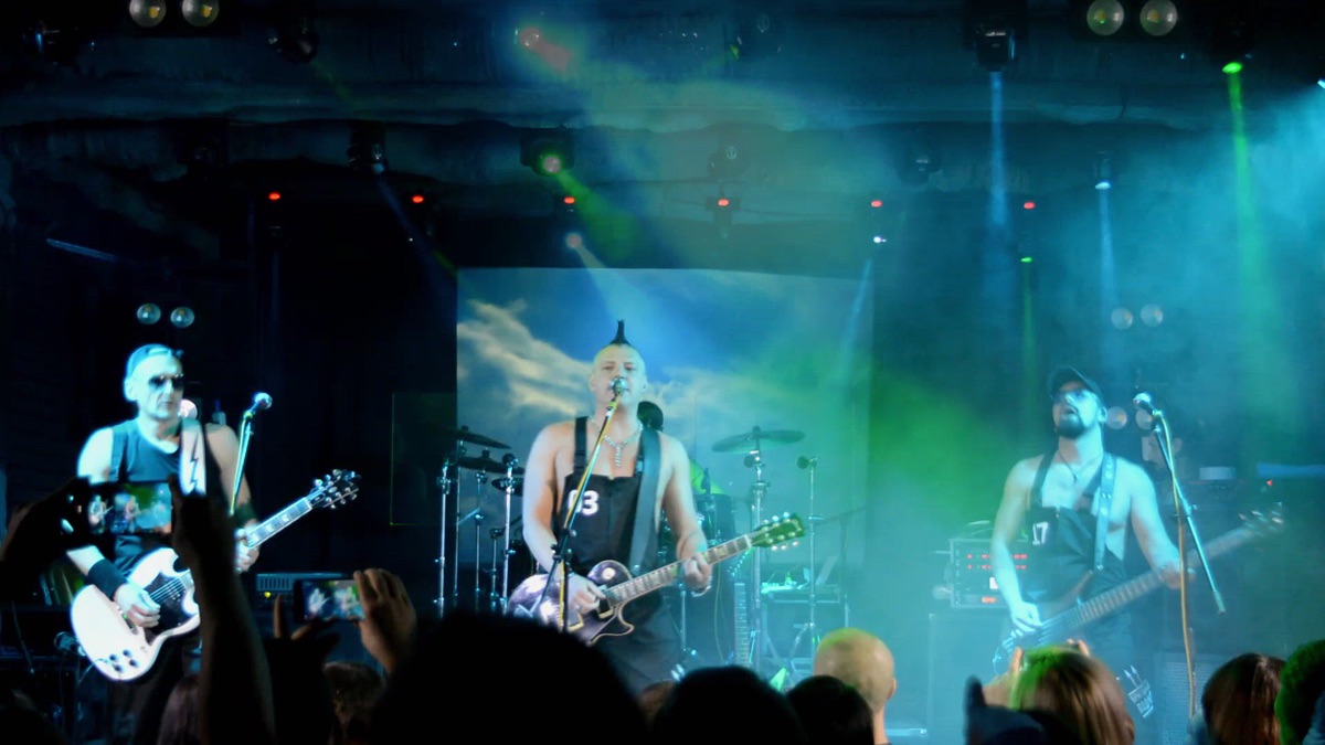 ‎Как в первый раз (live version) - Video di Бригадный подряд - Apple Music