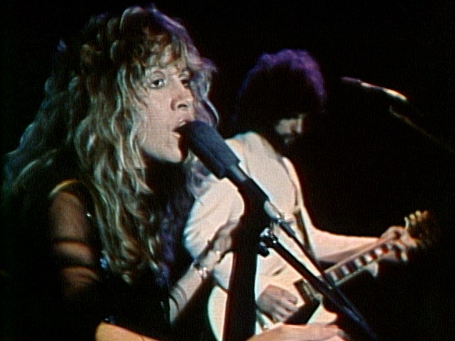 Dreams (Live at Rainbow Theatre, London, England, April 1977)
