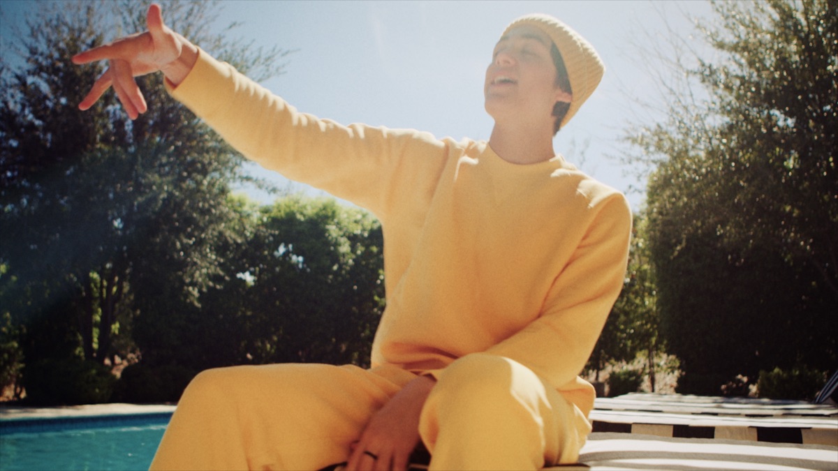 Snow Globe Wonderland Official Video By Asher Angel On Apple Music