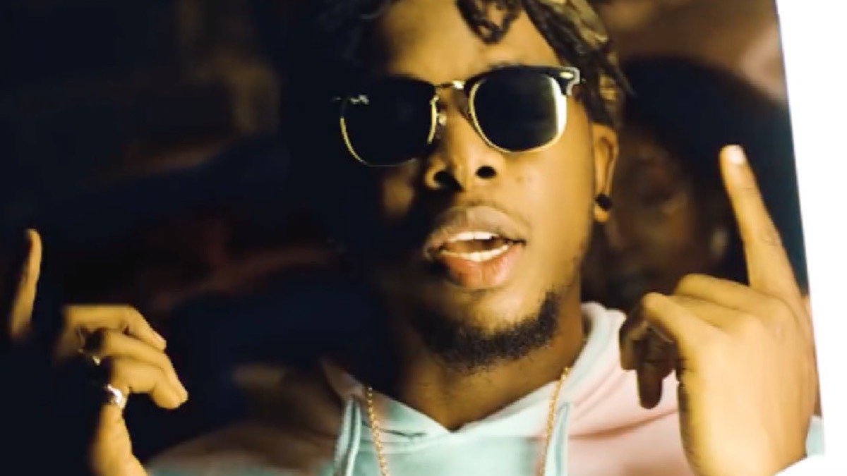 Mad Over You - Runtown & Sess
