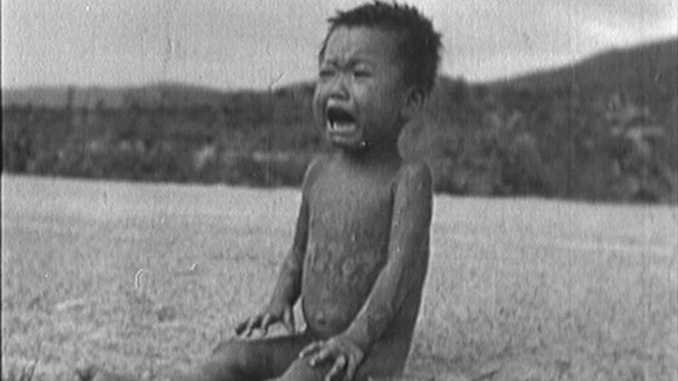 フラットバッカー WAR IS OVER and CLIPS!2004 Happy Xmas (War Is Over) - Music Video by John Lennon, Yoko