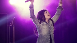 Revelation Song - Worship Karaoke - Kari Jobe