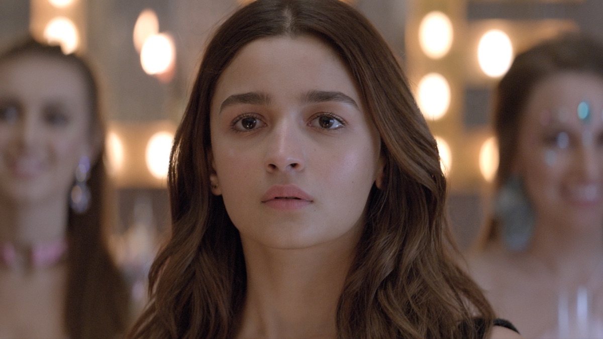 Tum Se Hi (From "Sadak 2") - Ankit Tiwari & Leena Bose
