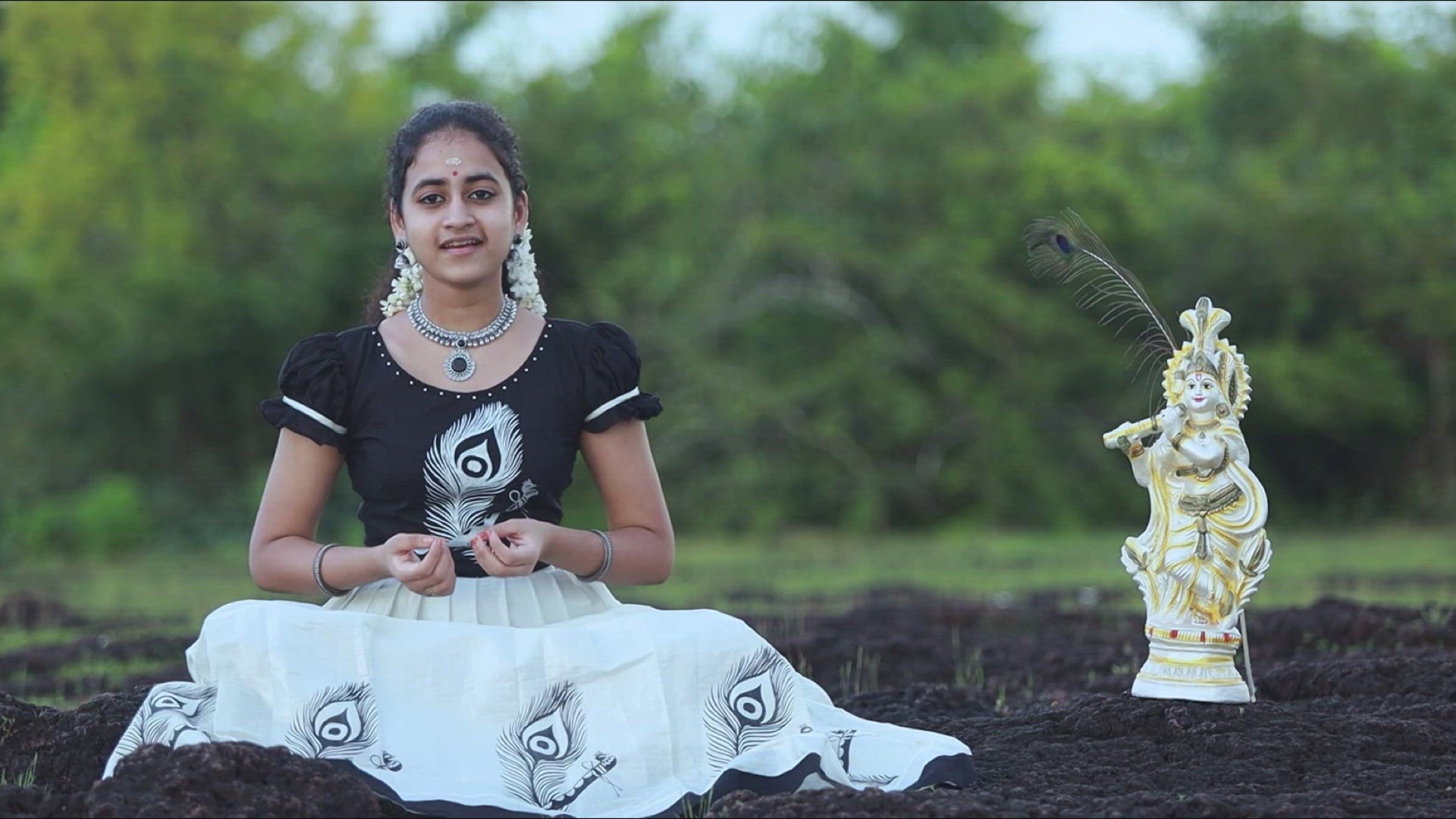 Bharatanatyam Costume: Traditional Indian Dance Attire