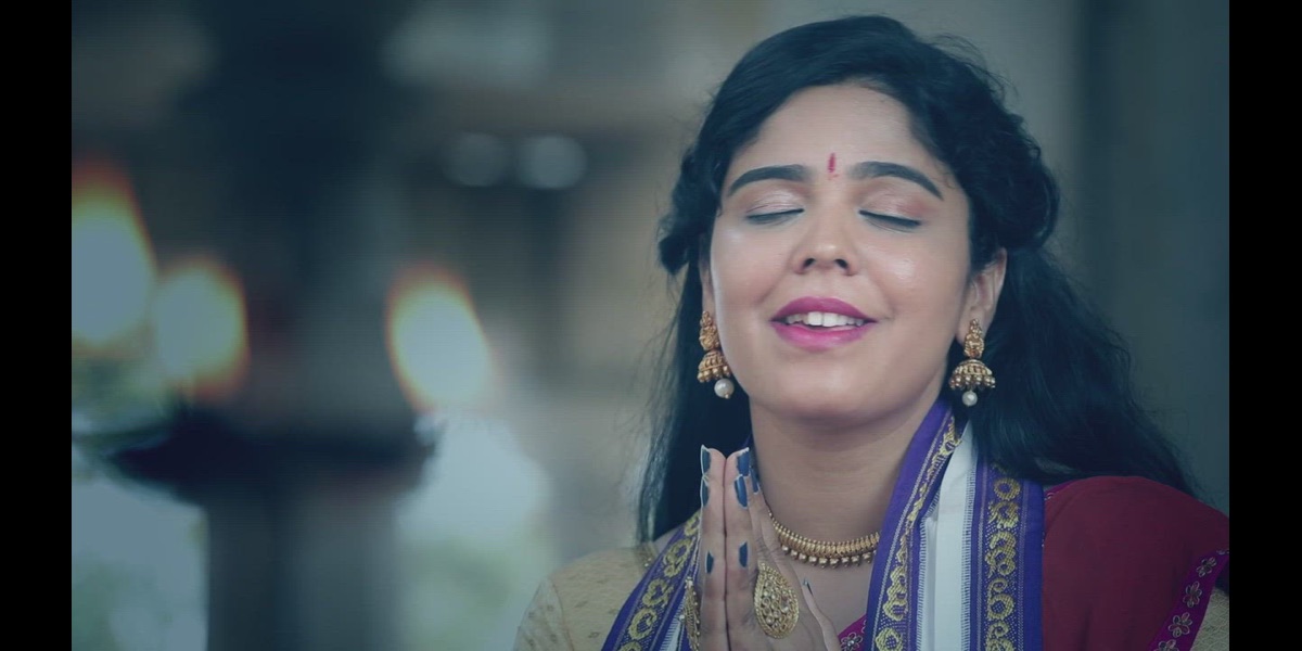 Hanuman Chalisa Music Video by Lipsika Apple Music