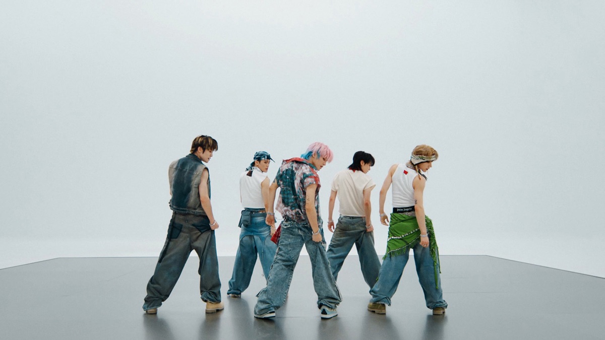 Baggy Jeans - NCT U