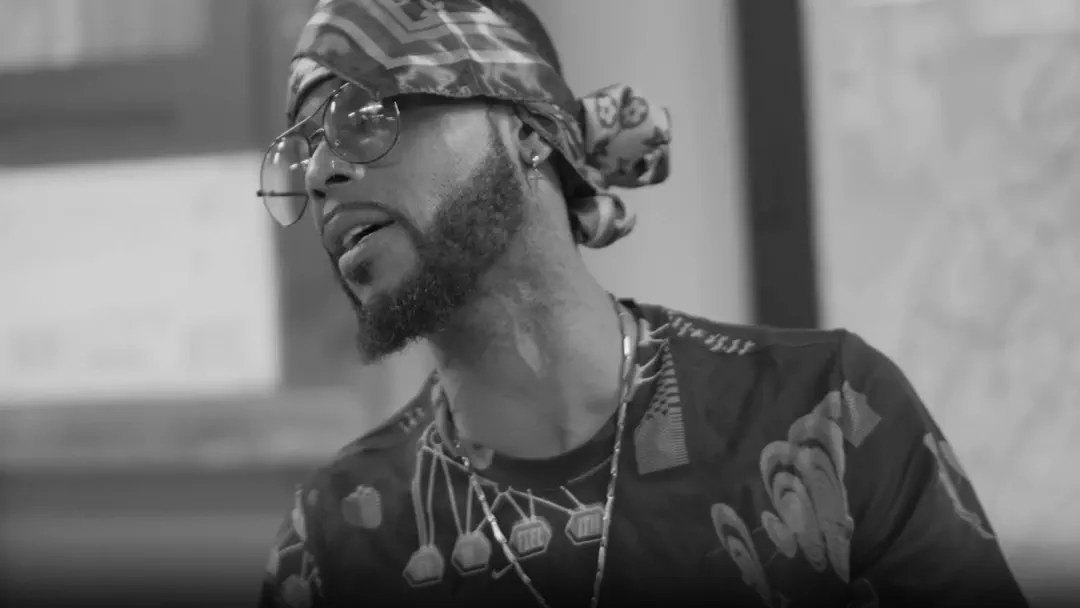 Ayo (feat. Voice Watkins)