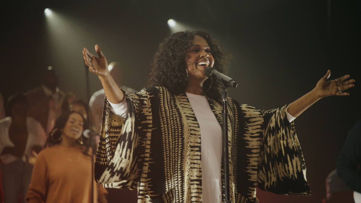 ‎That's My King (Official Video) - Music Video by CeCe Winans - Apple Music