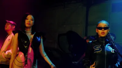 Guarda il video musicale per Speedy Freeky (feat. Cyber Rui & Elle Teresa) di DJ KANJI