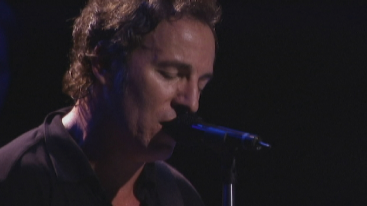 Клип брюса. Bruce Springsteen Live in New York. Брюс саспект.