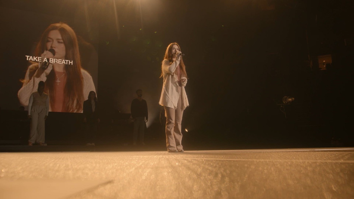 Stand Still (Live) - Maverick City Music & Mara Justine