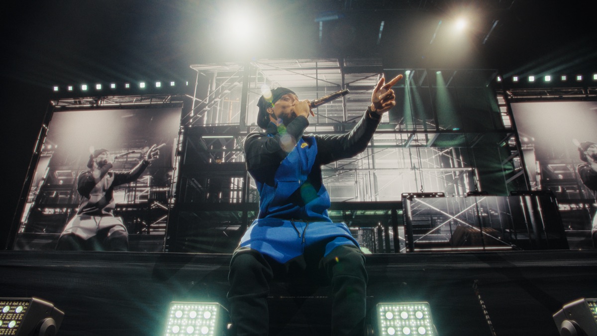 Cold Shoulder (Apple Music Live) - Central Cee