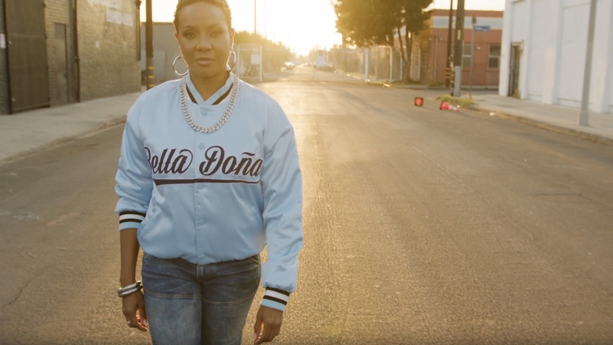 Poor Georgie - Music Video by MC Lyte - Apple Music