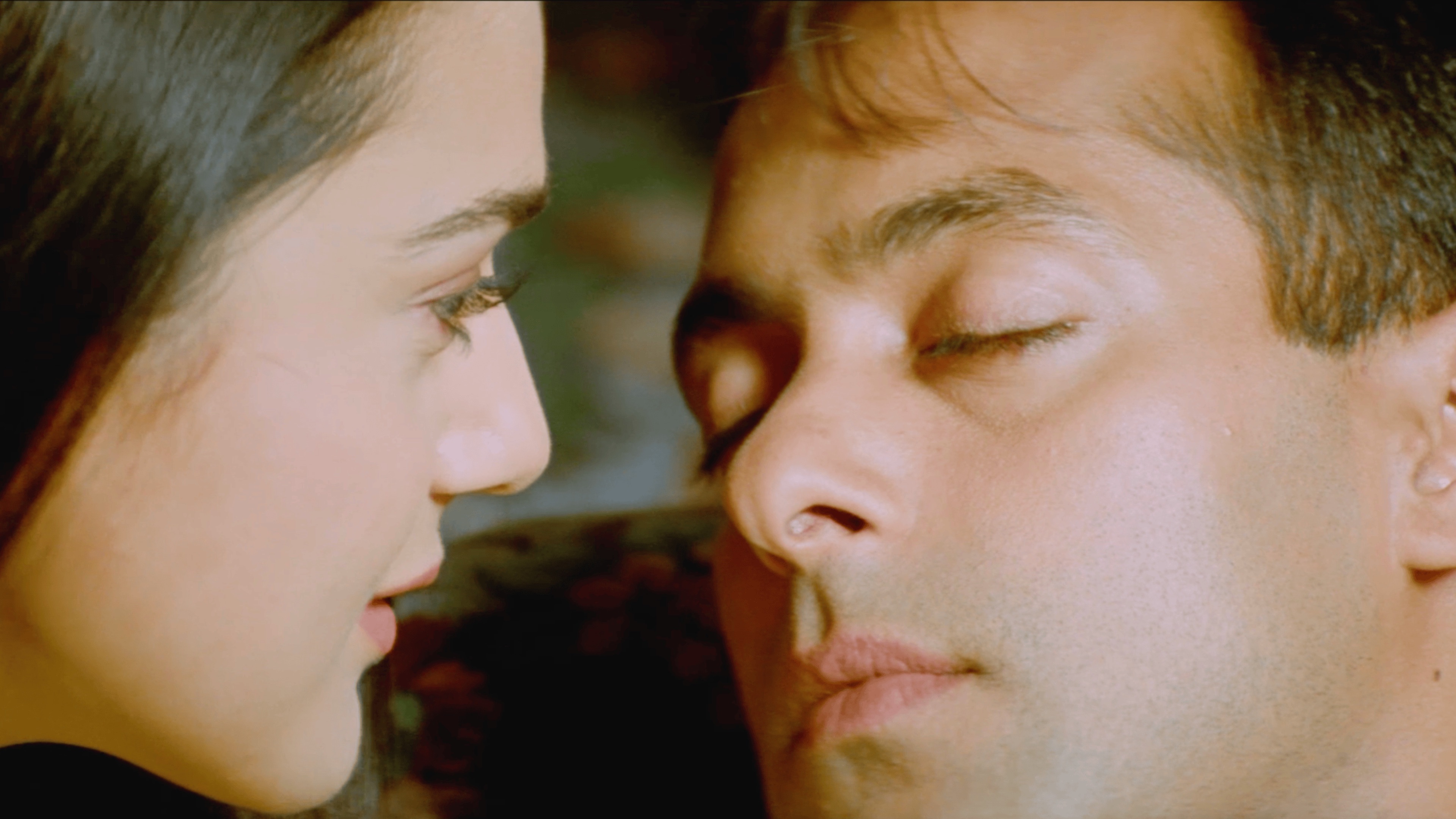 Chori Chori Chupke Chupke (2001 Version) [feat. Babul Supriyo] by Alka Yagnik