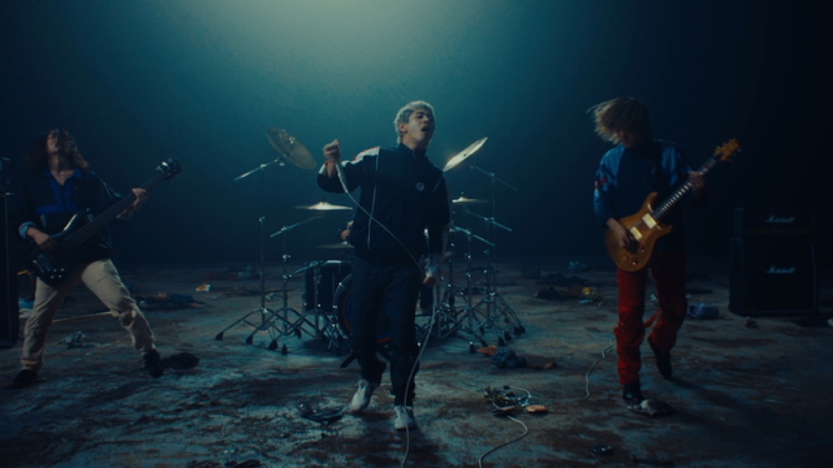 ‎Delusion:All - ONE OK ROCKのミュージックビデオ - Apple Music