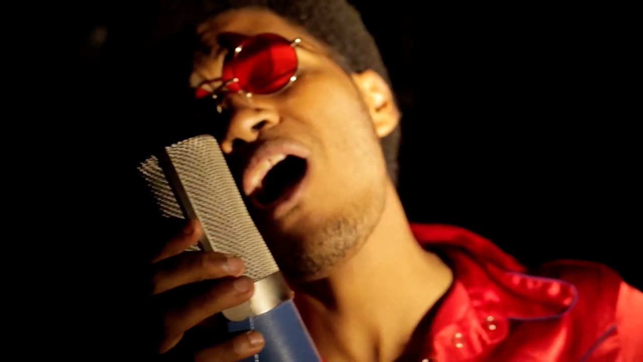 Spotlight Smile (feat. Dr Danny ) by Fernando Perdomo