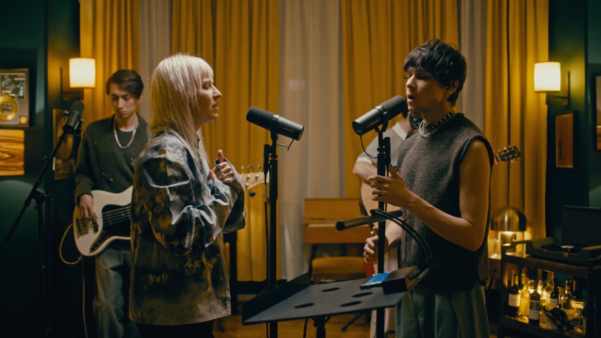 Маяк (feat. Тося Чайкина) [Live at Resonant Arts] by Обстоятельства