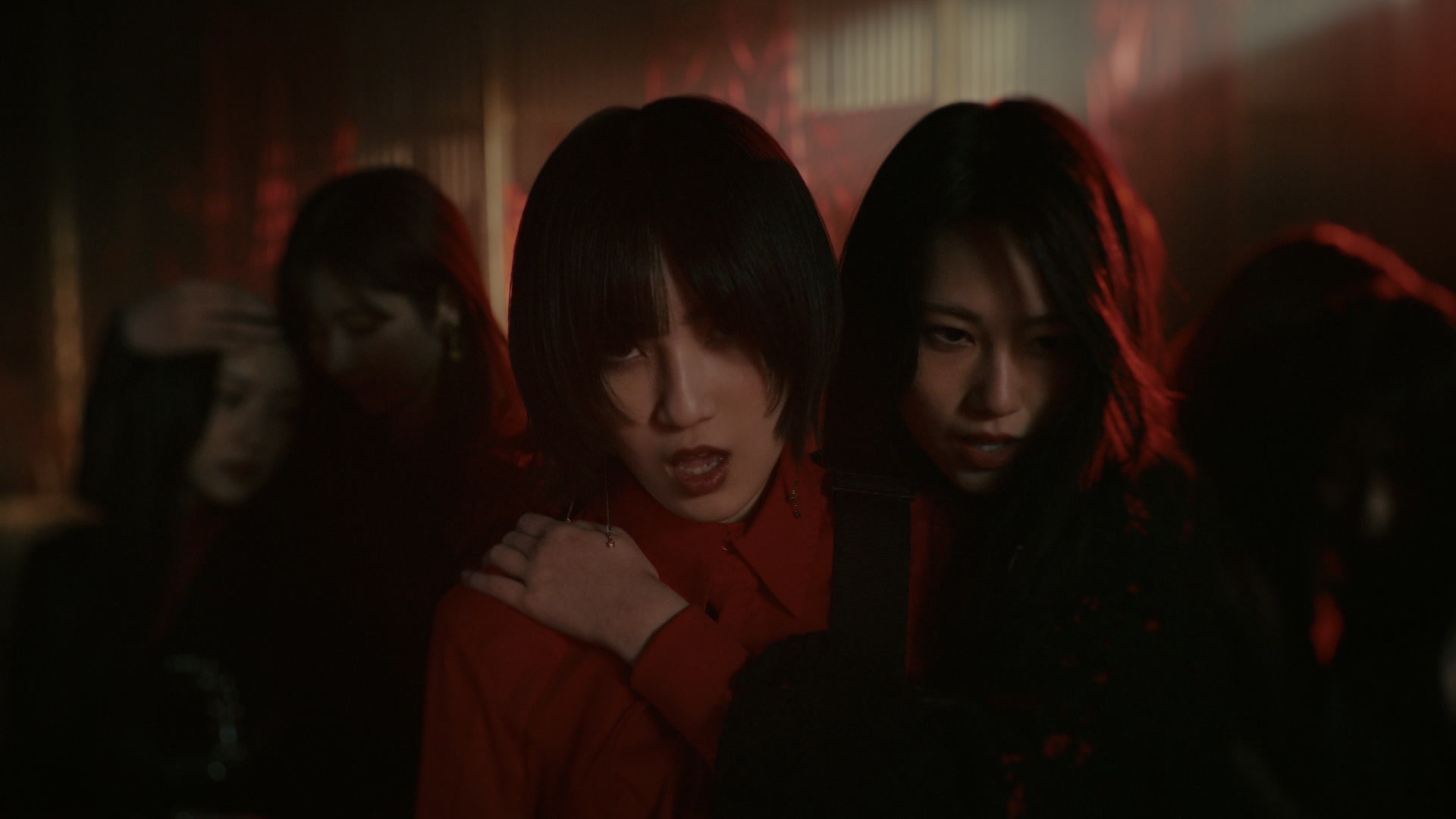 Nightmare症候群 - 櫻坂46のミュージックビデオ - Apple Music