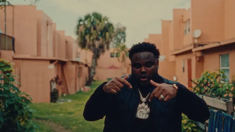Hard Times (feat. Hurricane Wisdom) - Music Video by Tee Grizzley