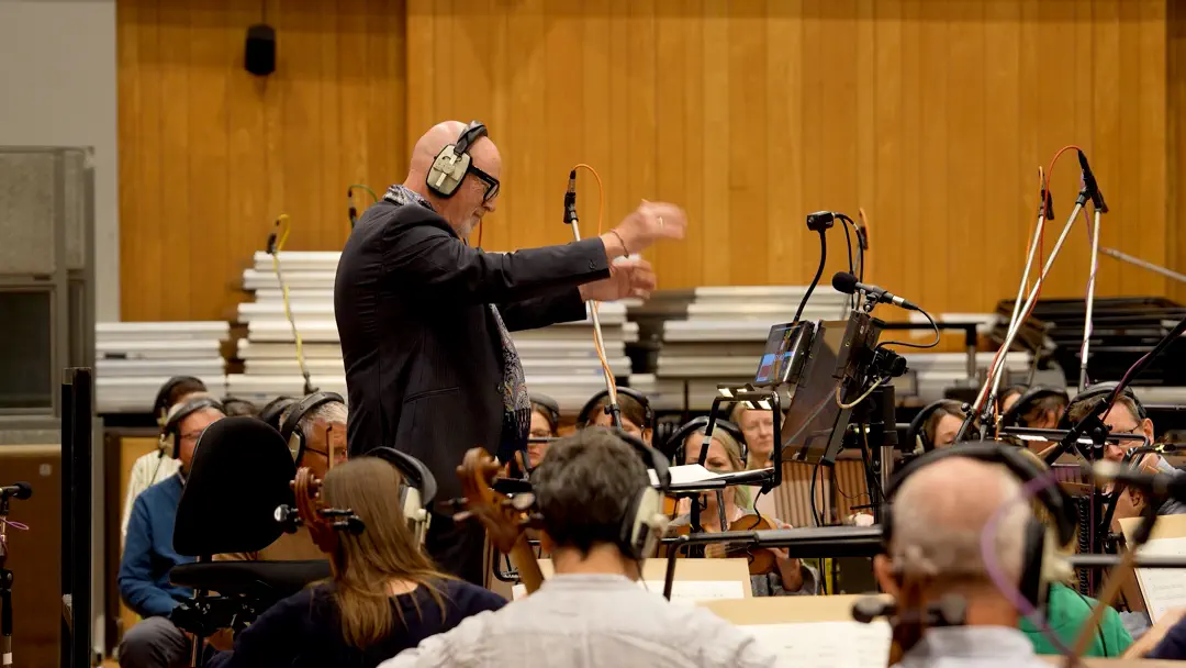 Nada (feat. Royal Philharmonic Orchestra)