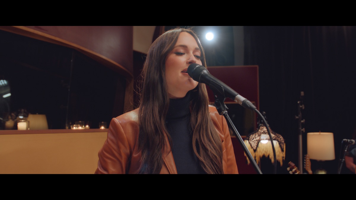 Deeper Well (Apple Music Live) - Kacey Musgraves