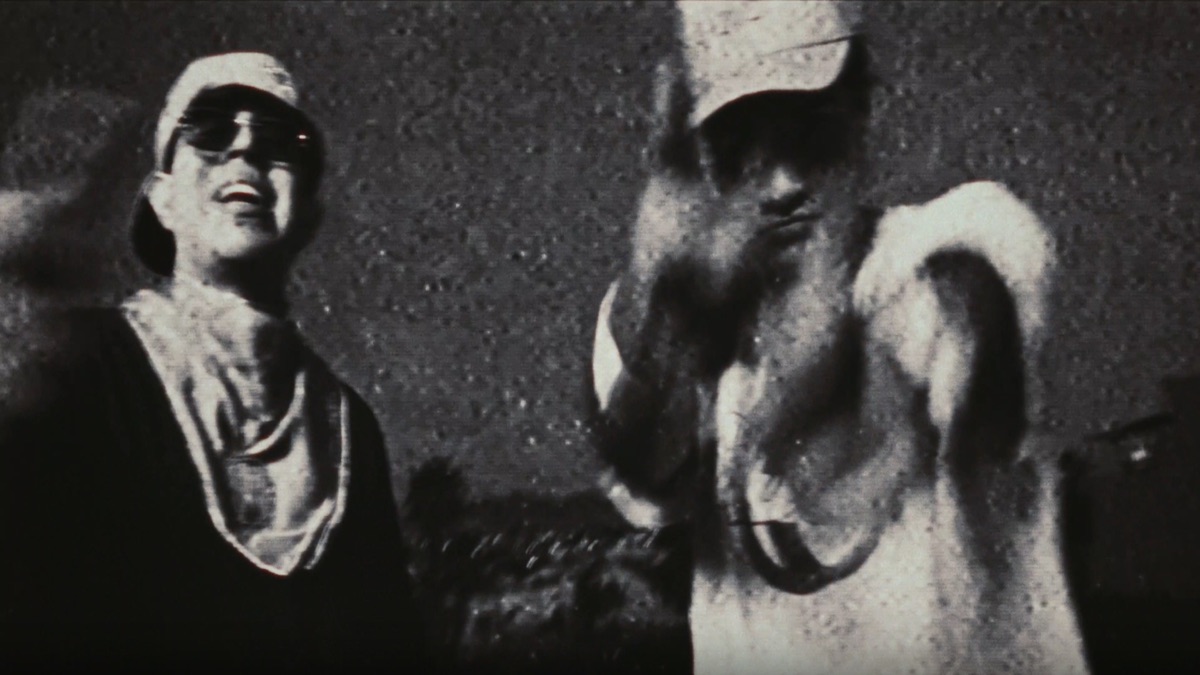 El 3 - Victor Mendivil & Óscar Maydon