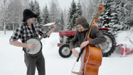 You Shook Me All Night Long - Steve ‘n’ Seagulls