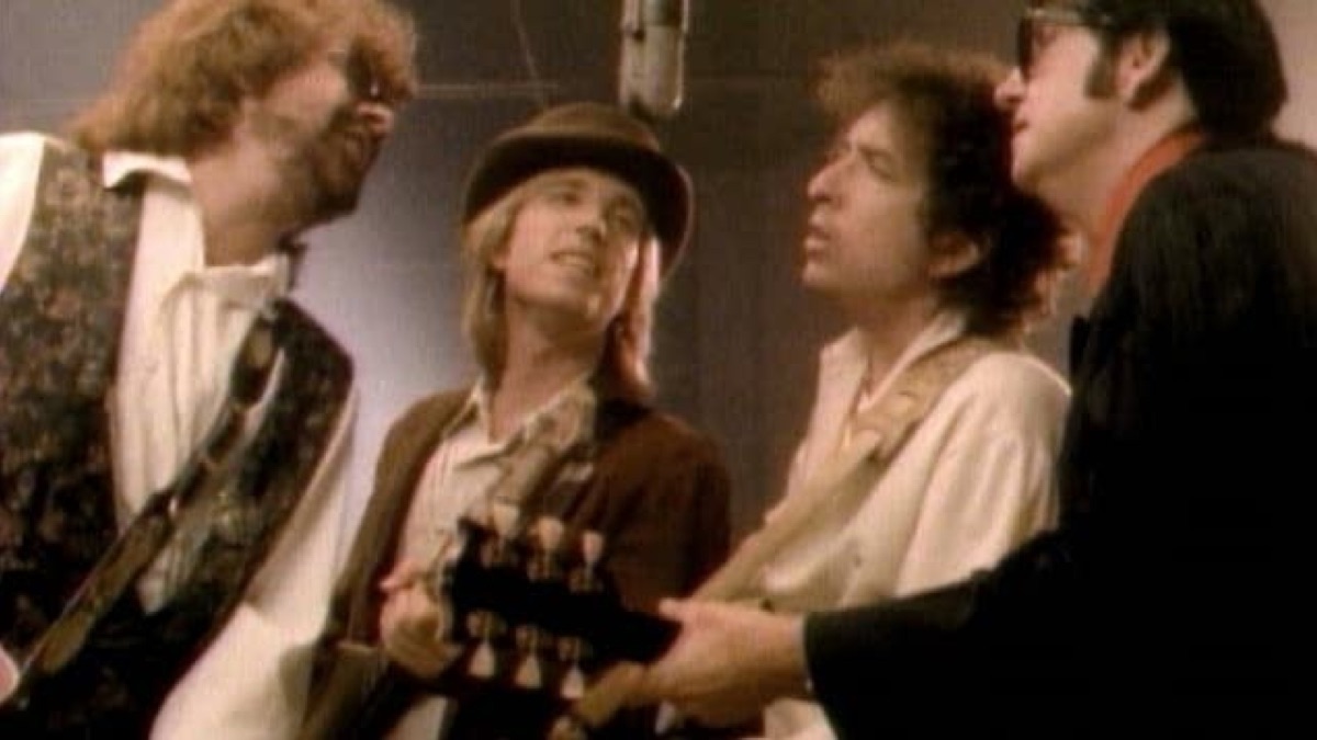 ‎Handle With Care - Music Video By The Traveling Wilburys - Apple Music