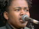 Talkin' Bout a Revolution (Live) - Tracy Chapman