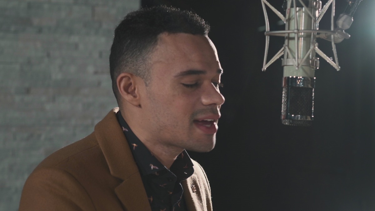 Hills and Valleys (Acoustic) - Tauren Wells
