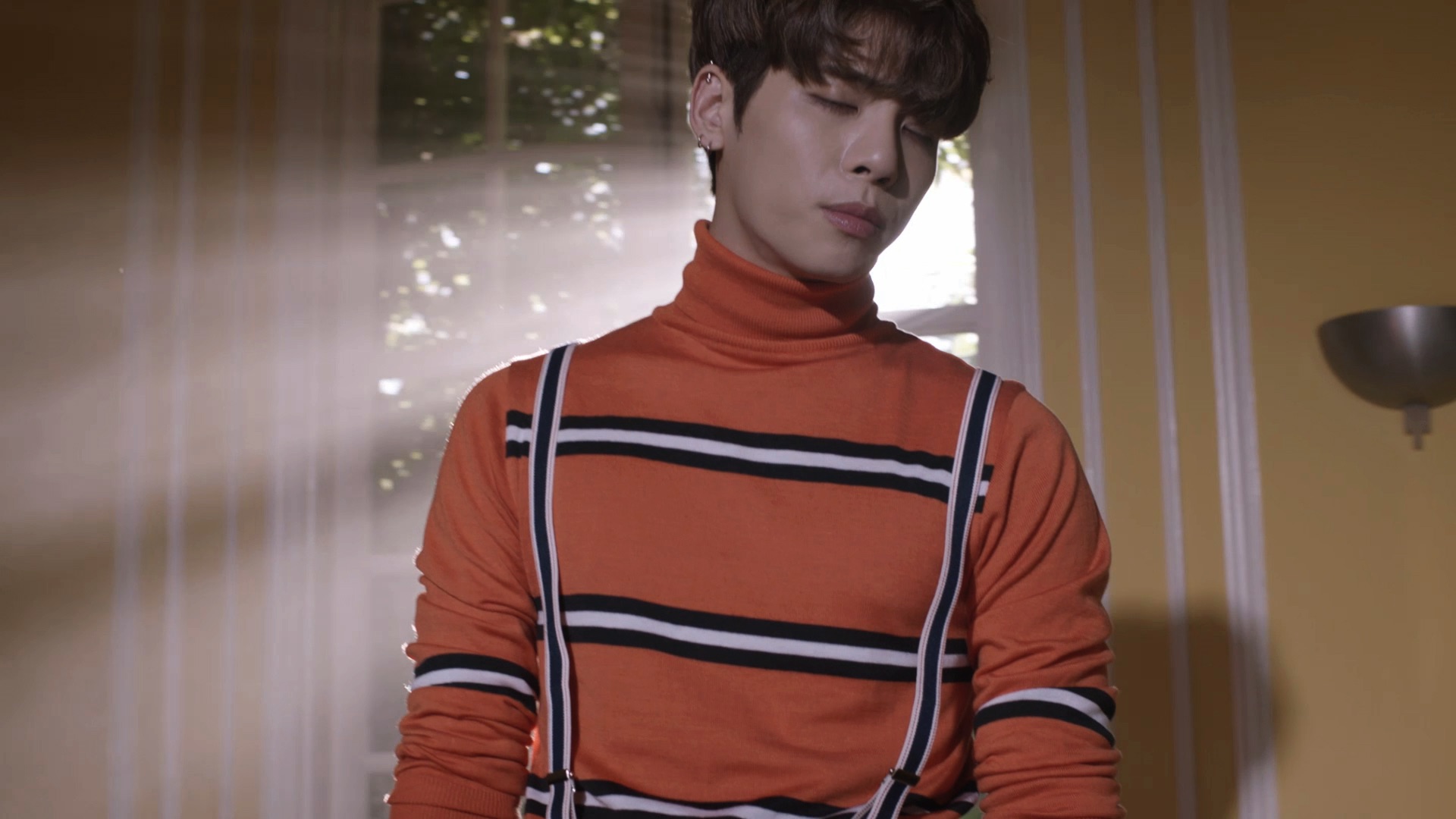 End of a day - Music Video by JONGHYUN - Shazam
