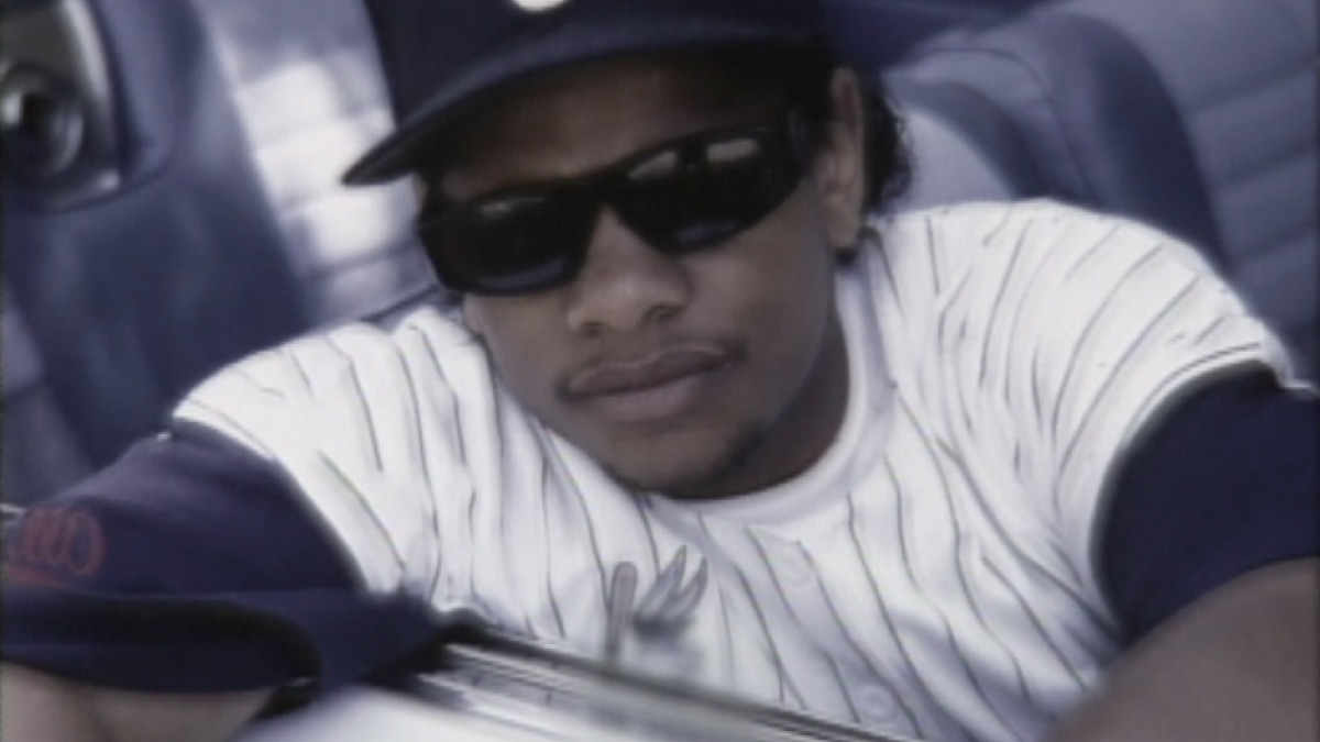 Gangsta gangsta feat baby eazy e. Eazy e. Lil Eazy-e. Eazy e с косичками. Eazy e клип.