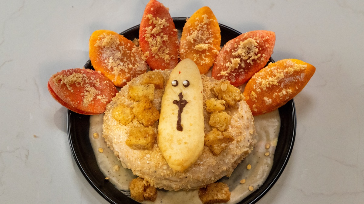 Getting Ready for Thanksgiving Holiday Baking Championship (Season 9