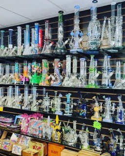 Habits Smoke & Vape in Atlanta, GA United States - Apple Maps