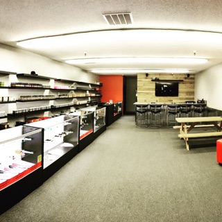 Brick House Vapors Photos