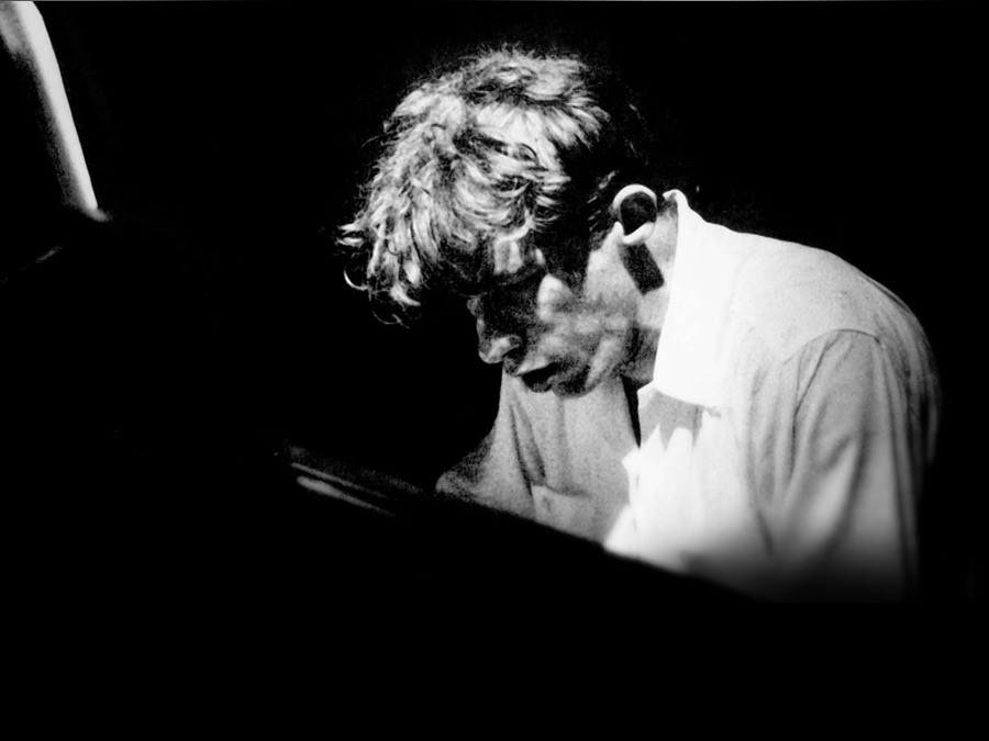 Genius Within: The Inner Life of Glenn Gould - Apple TV (UK)